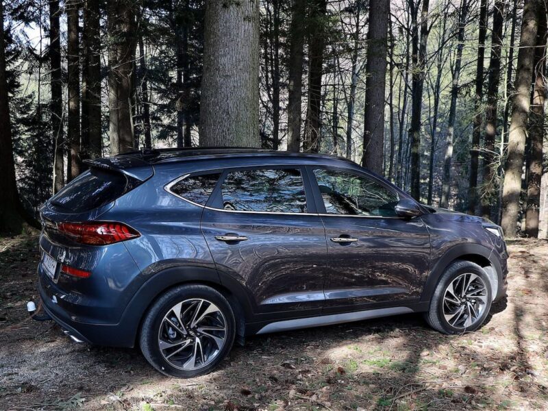 A detailed test of the Hyundai Tucson: Time to get in line?